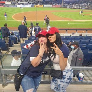 Meet your Posher, Oneida